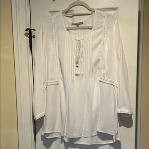 Daniel Rainn Cream Blouse with Delicate Detailing